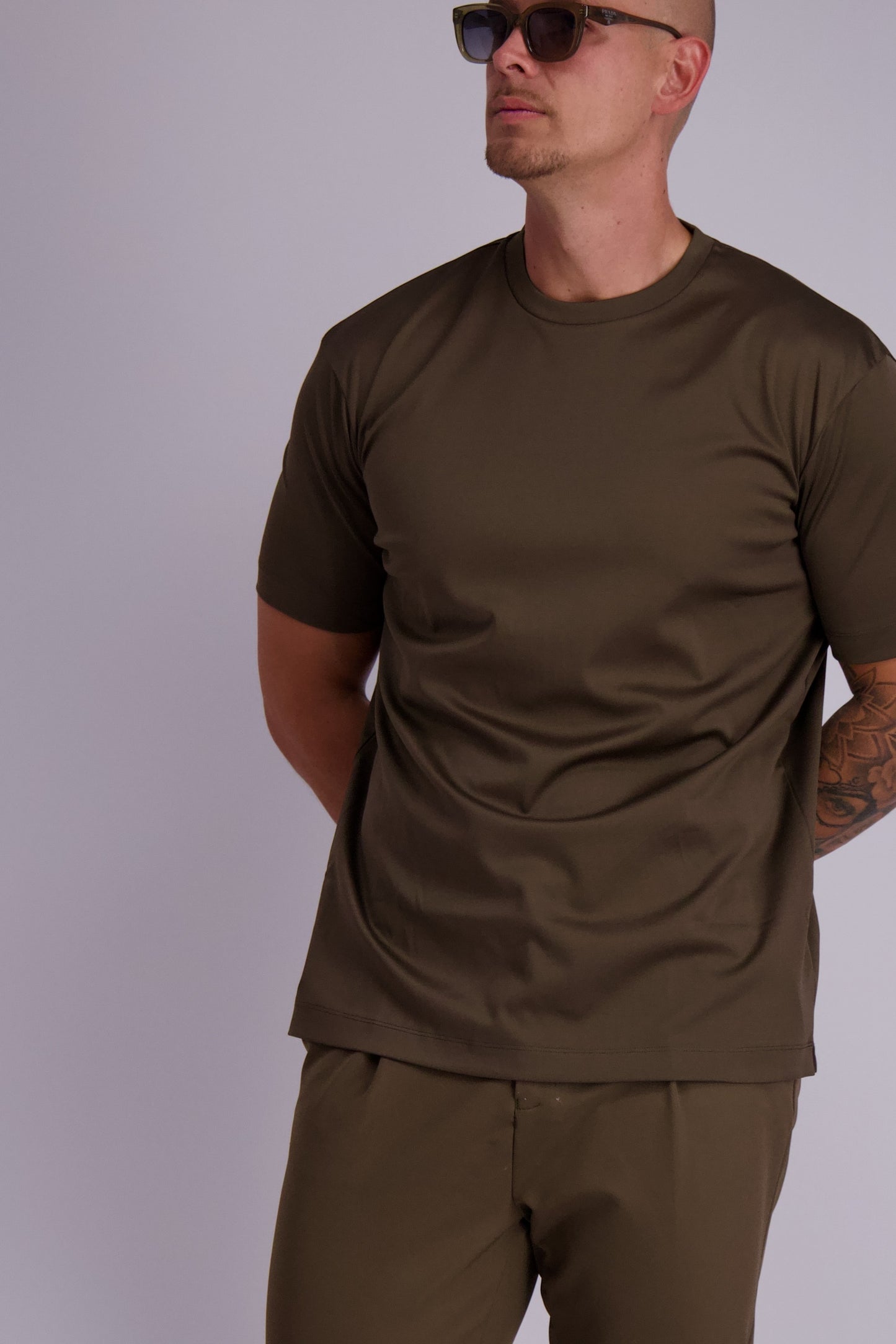 Les Brutes mercerised tshirt coffee brown glans t-shirt bruin