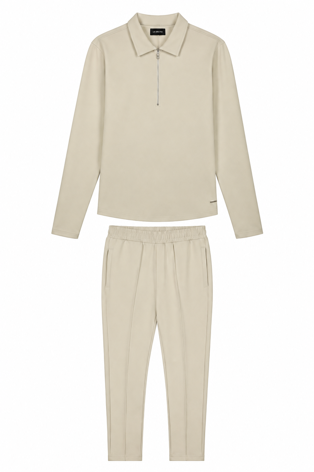 Les Brutes matching set with polo and trousers in Beige. Timeless fashion for men with a smart casual look