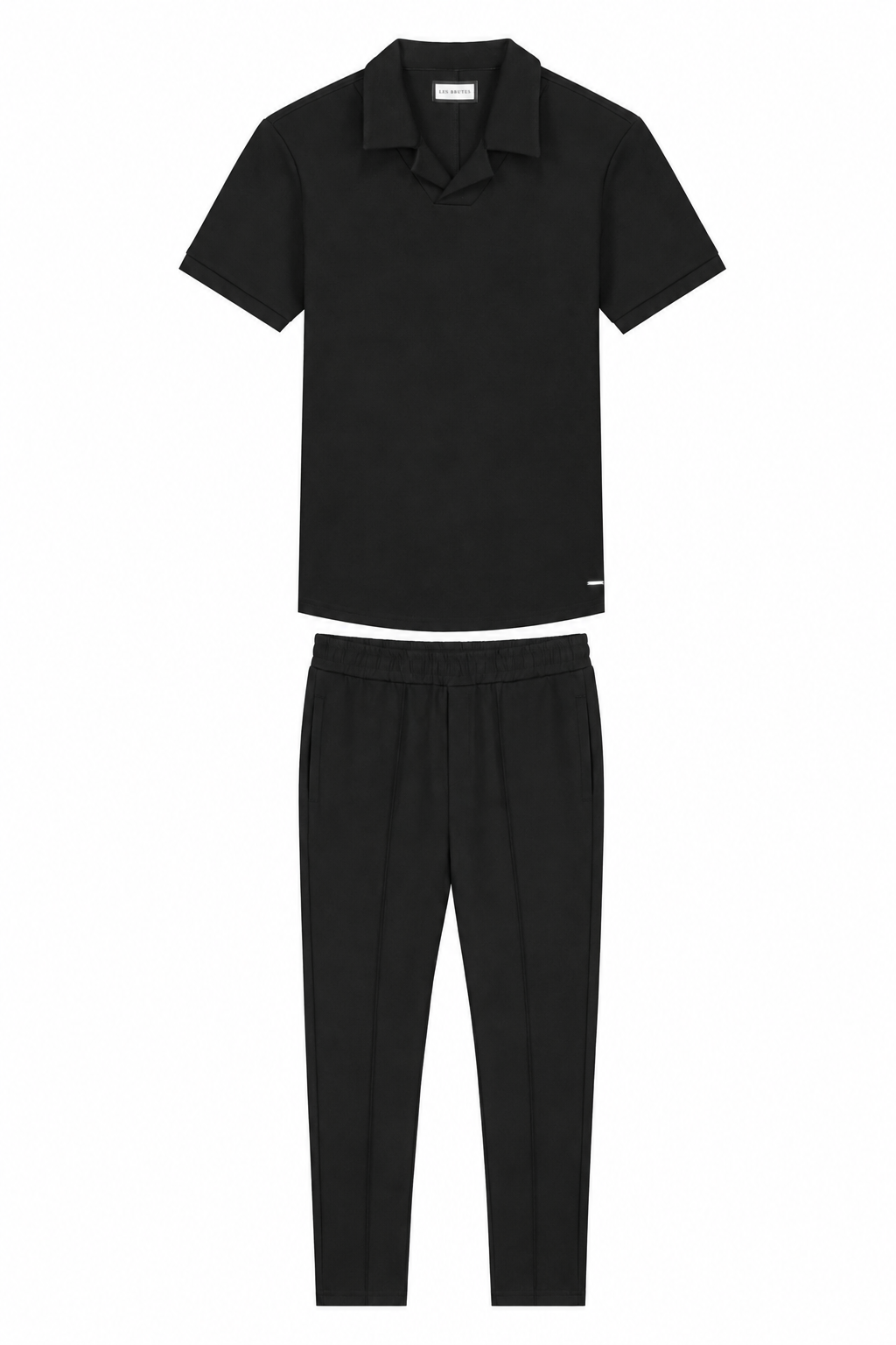 Les Brutes matching set with polo and trousers in black. Timeless fashion for men with a smart casual look