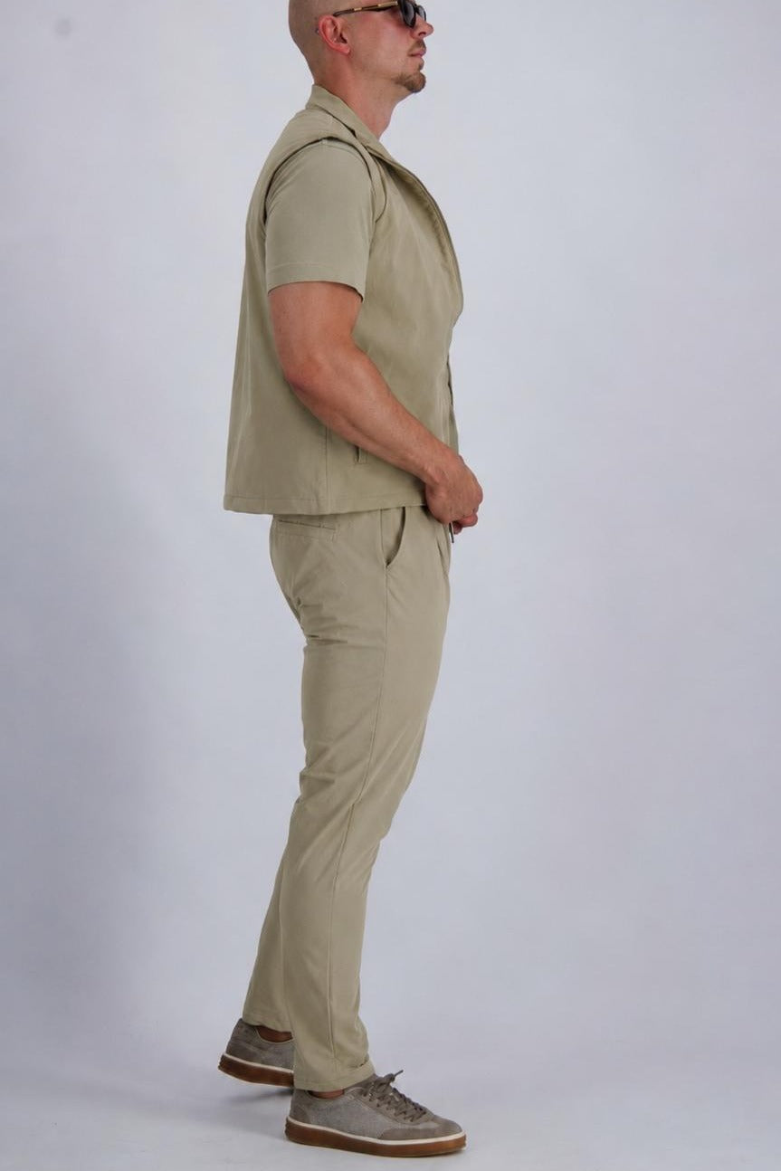Les Brutes luxury tech bodywarmer in beige. A premium bodywarmer for all seasons. 