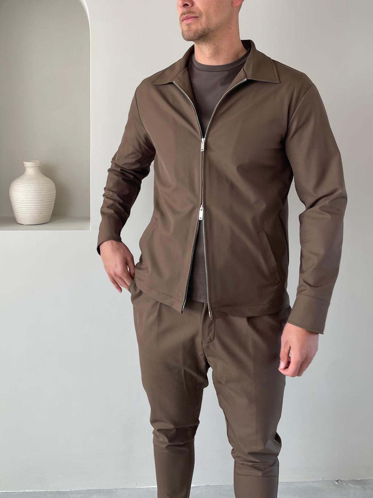 Les Brutes techsuit brown overshirt pantalon mercerised tshirt brown