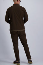 Les Brutes matching Tech suit including a Tech jacket and trousers in dark brown. Made with premium materials for extra comfort and a good fitting.