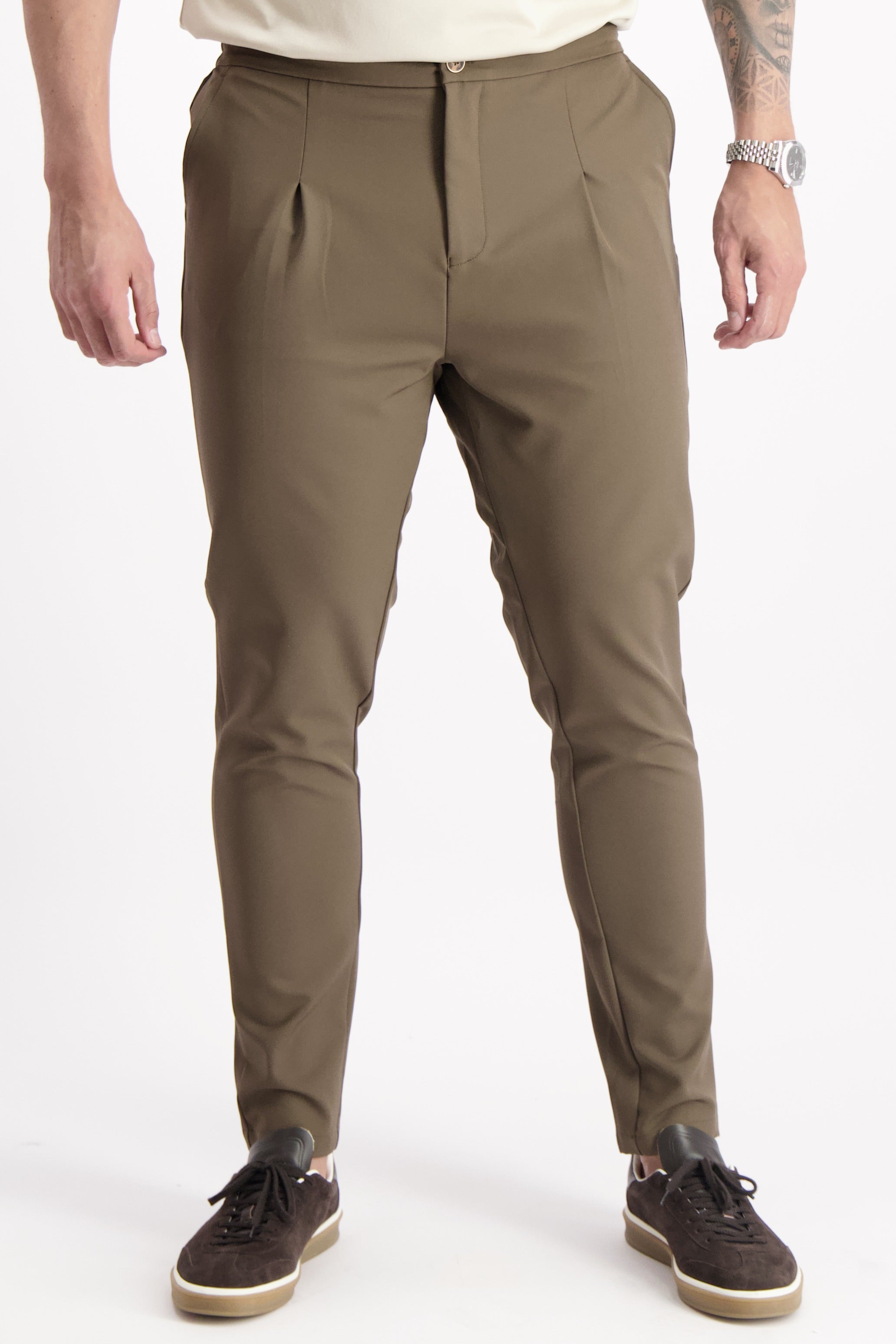 Les Brutes Tech trouser for men tailored fit. Tech broek