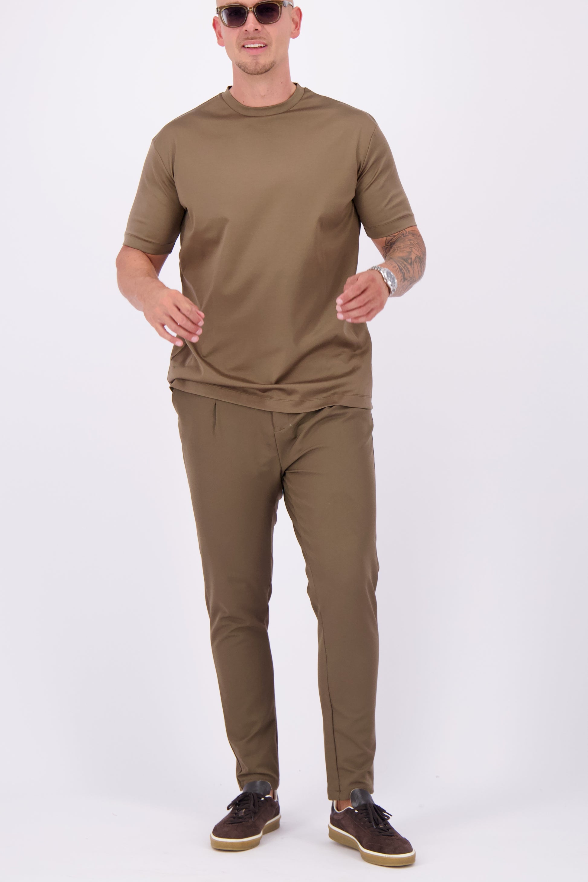 Les Brutes mocha tshirt mercerised t-shirt glans bruin