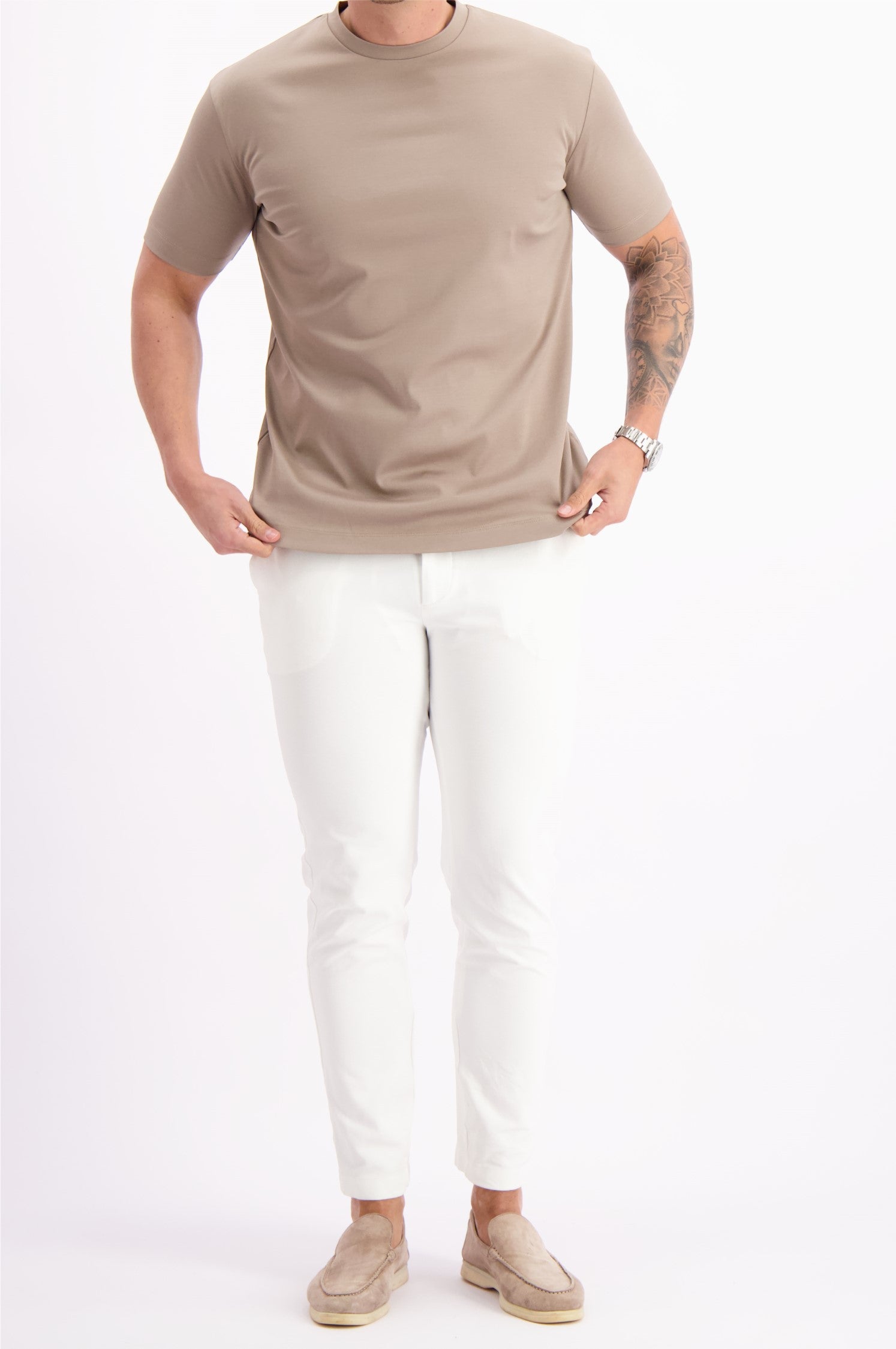 Les Brutes mercerised tshirt taupe glans t-shirt taupe beige