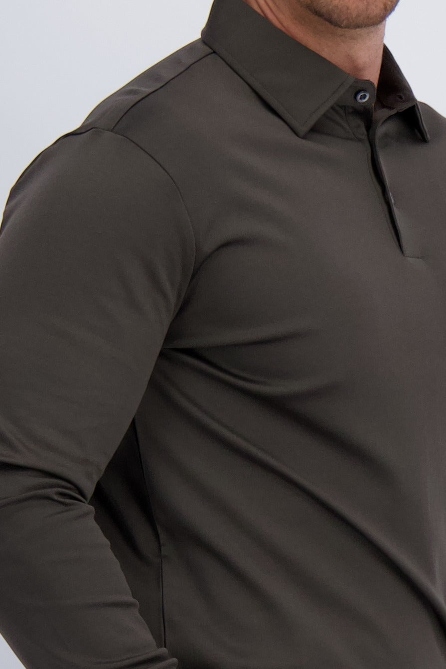 Les Brutes luxury polo in double mercerised cotton in color dark green. Premium mens wear with timeless design