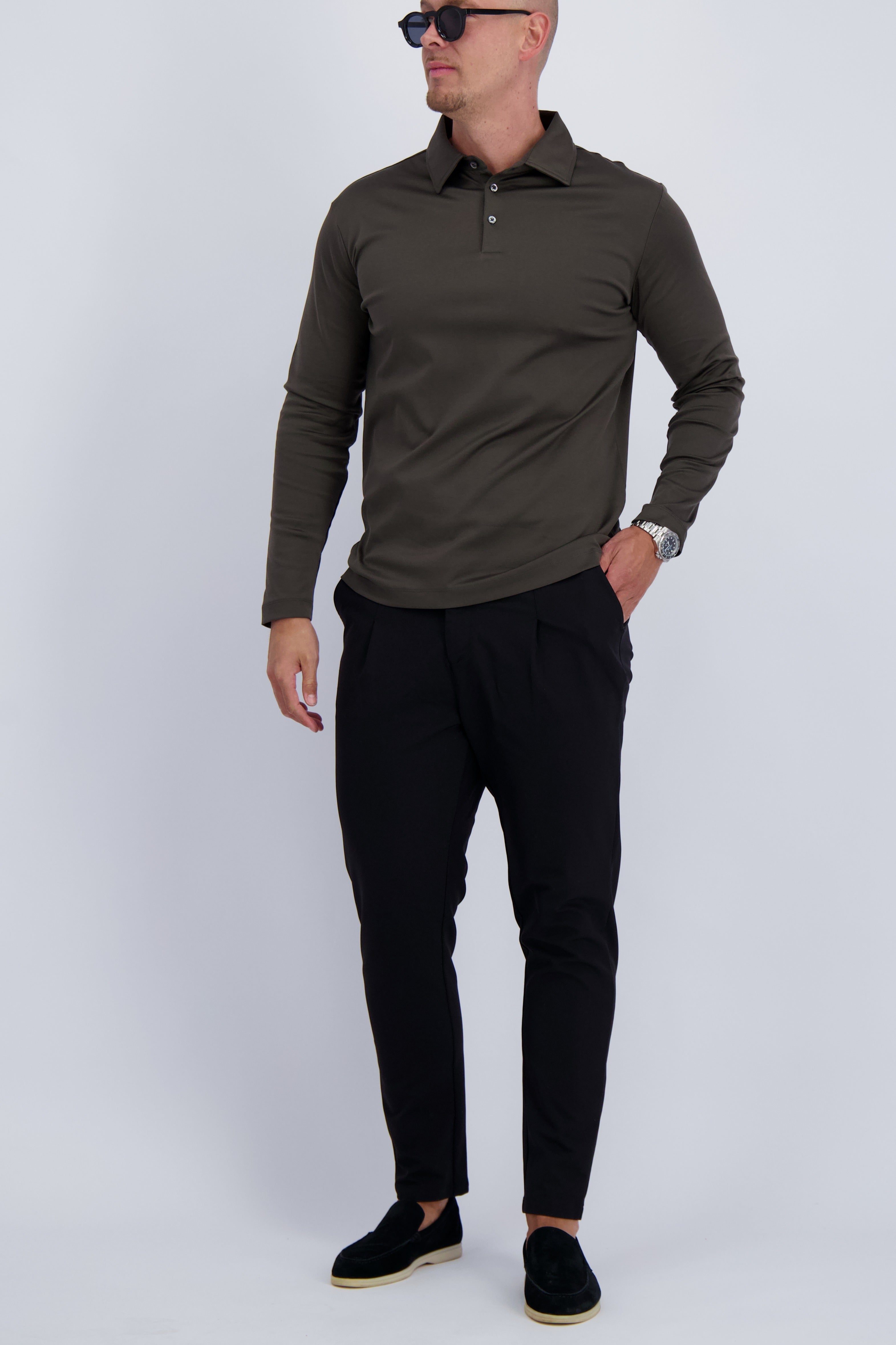 Les Brutes luxury polo in double mercerised cotton in color dark green. Premium mens wear with timeless design