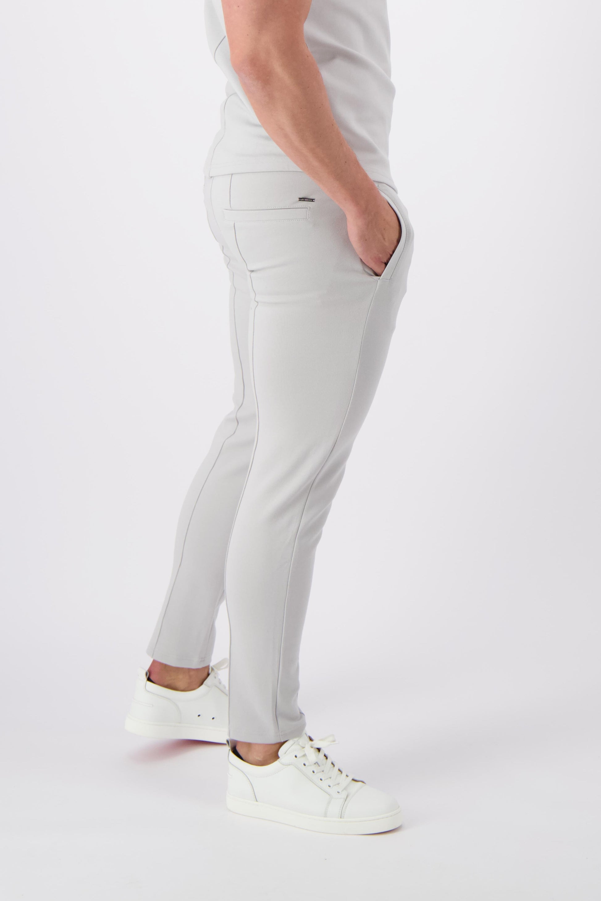 Les Brutes trouser grey broek grijs trainingsbroek lichtgrijs joggingbroek grijs pantalon