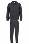 Les Brutes wool tech set in black. Luxury overshirt and matching trousers for men. Crafted from a premium wool blend for extra comfort and high quality. 